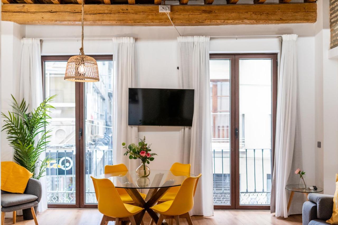 Wekey Homes Granada, Mesones Central Suites מראה חיצוני תמונה